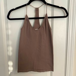 Express tank with ribbed detail - size small